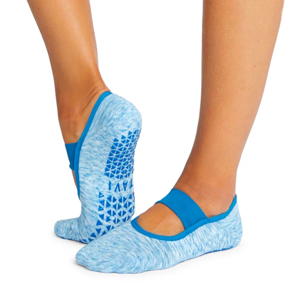 Tavi Grip Socks for Yoga, Barre, Pilates, and Dance. Size Small. Vintage Blue.